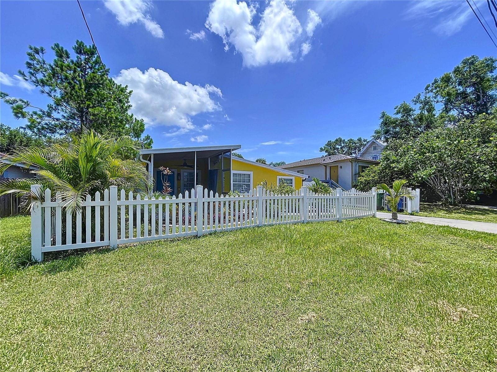 7110 S MASCOTTE ST — photo 3