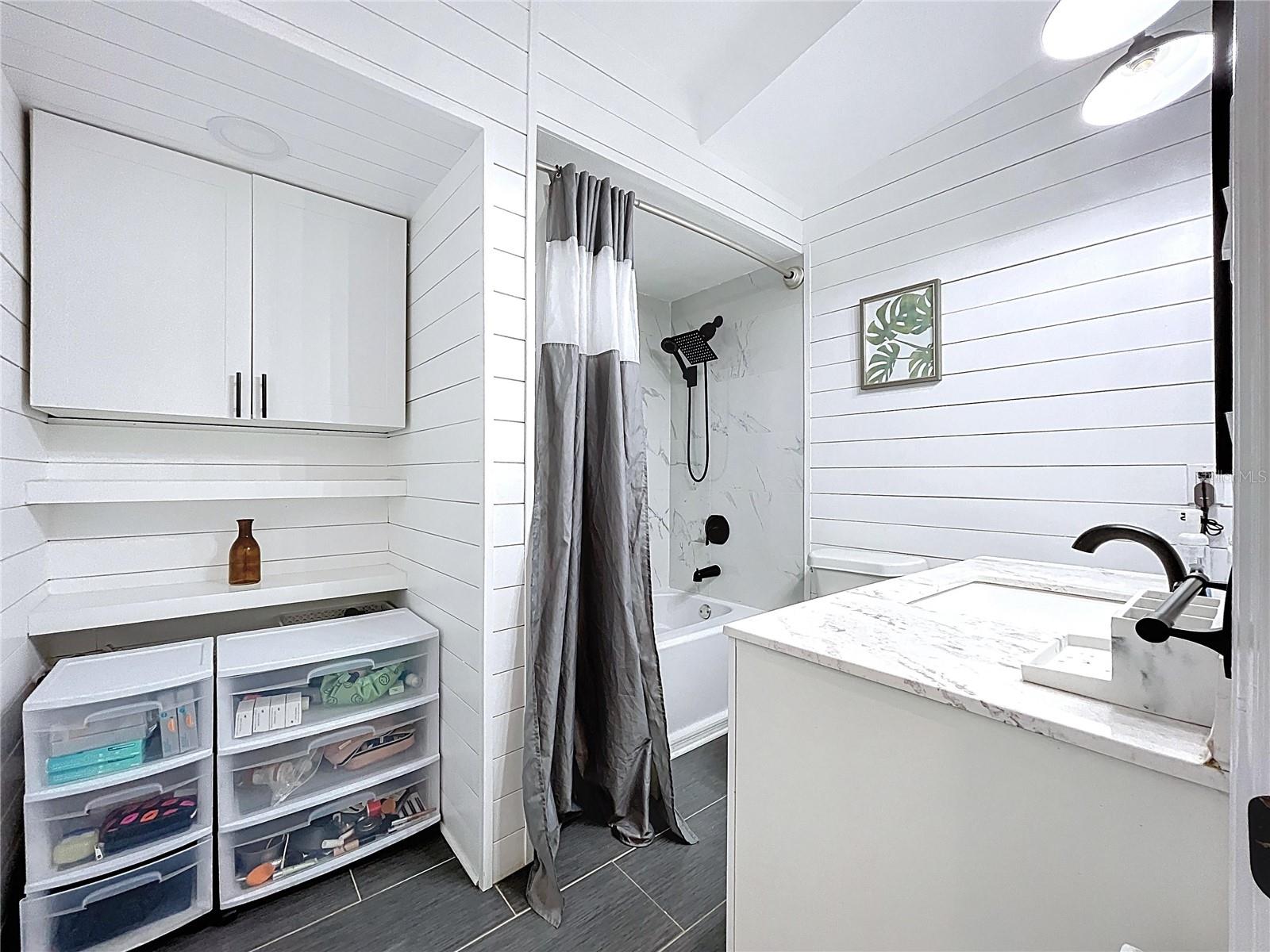 7110 S MASCOTTE ST — photo 31