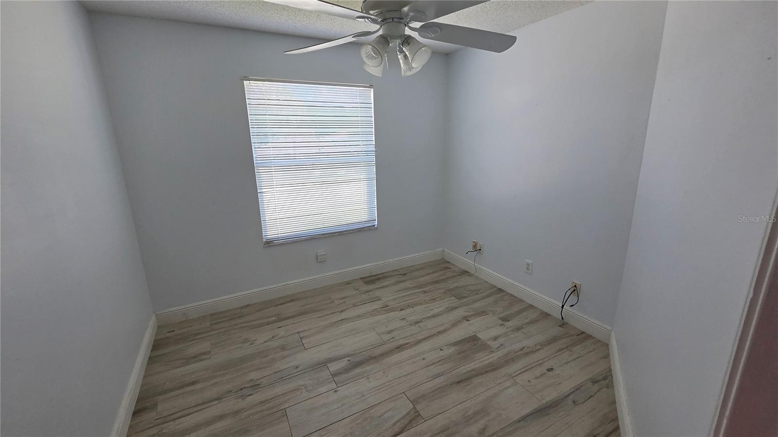 10422 GLEN WILLOW LN — photo 37