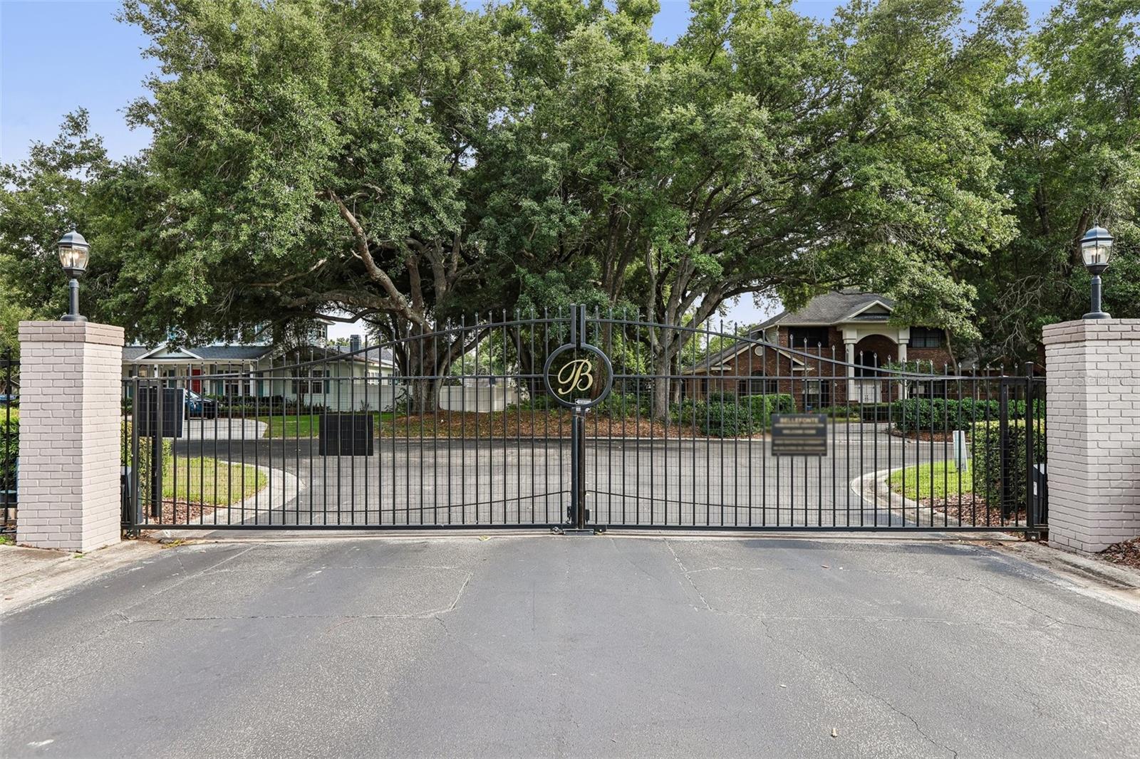 1012 MORFIELD LN — photo 2