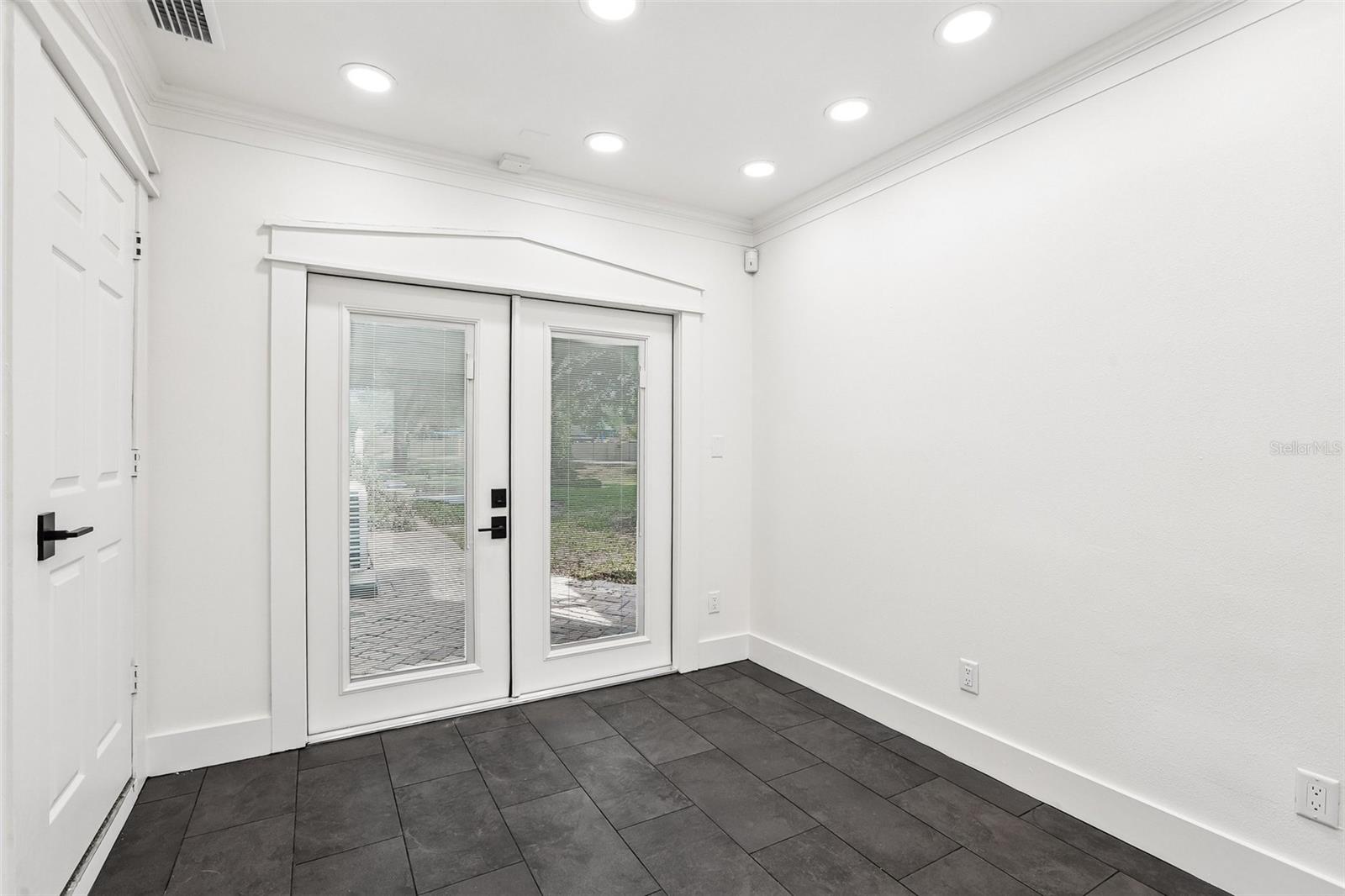 1012 MORFIELD LN — photo 59