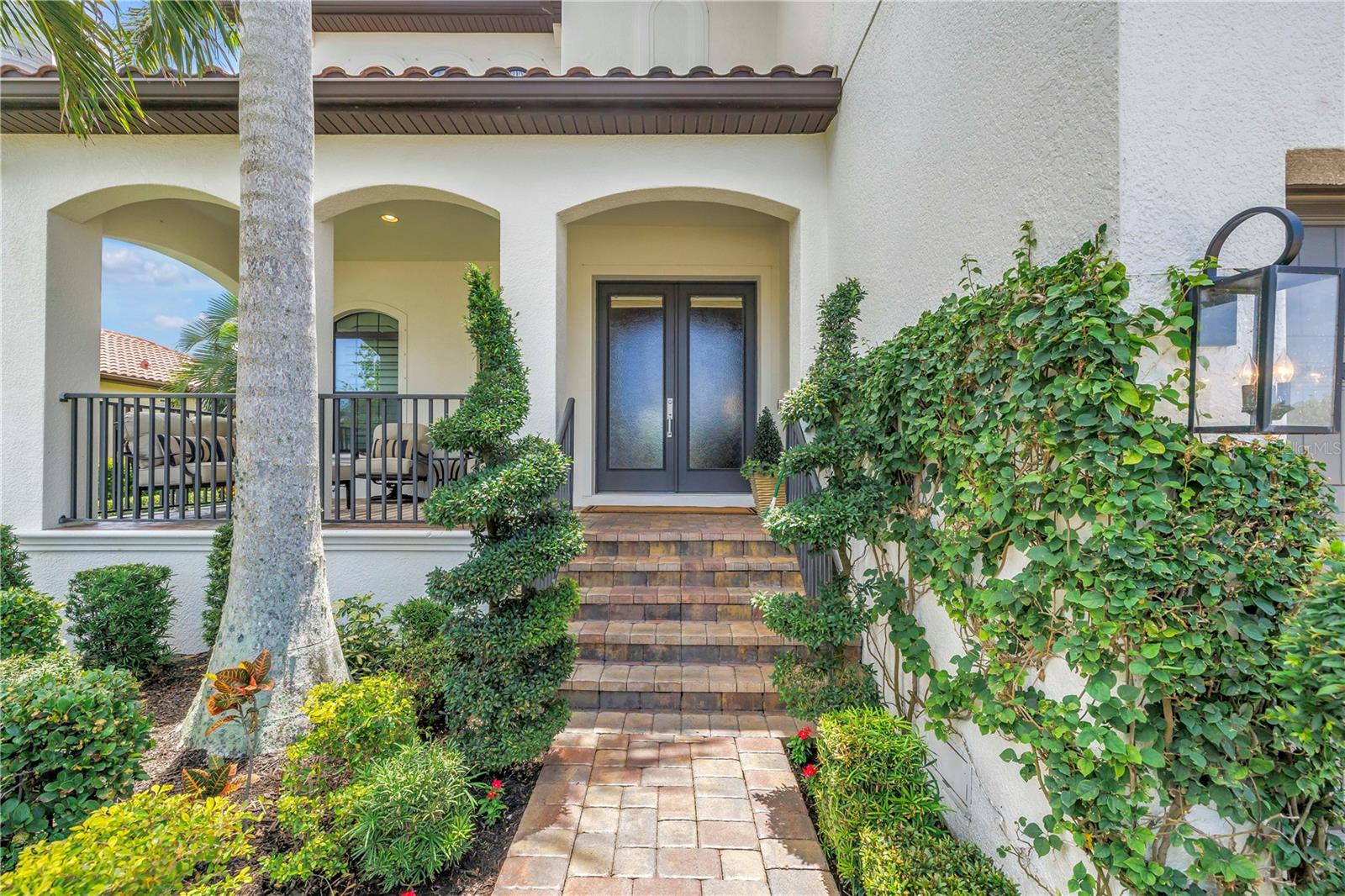 6237 SIGNATURE POINTE LN — photo 2