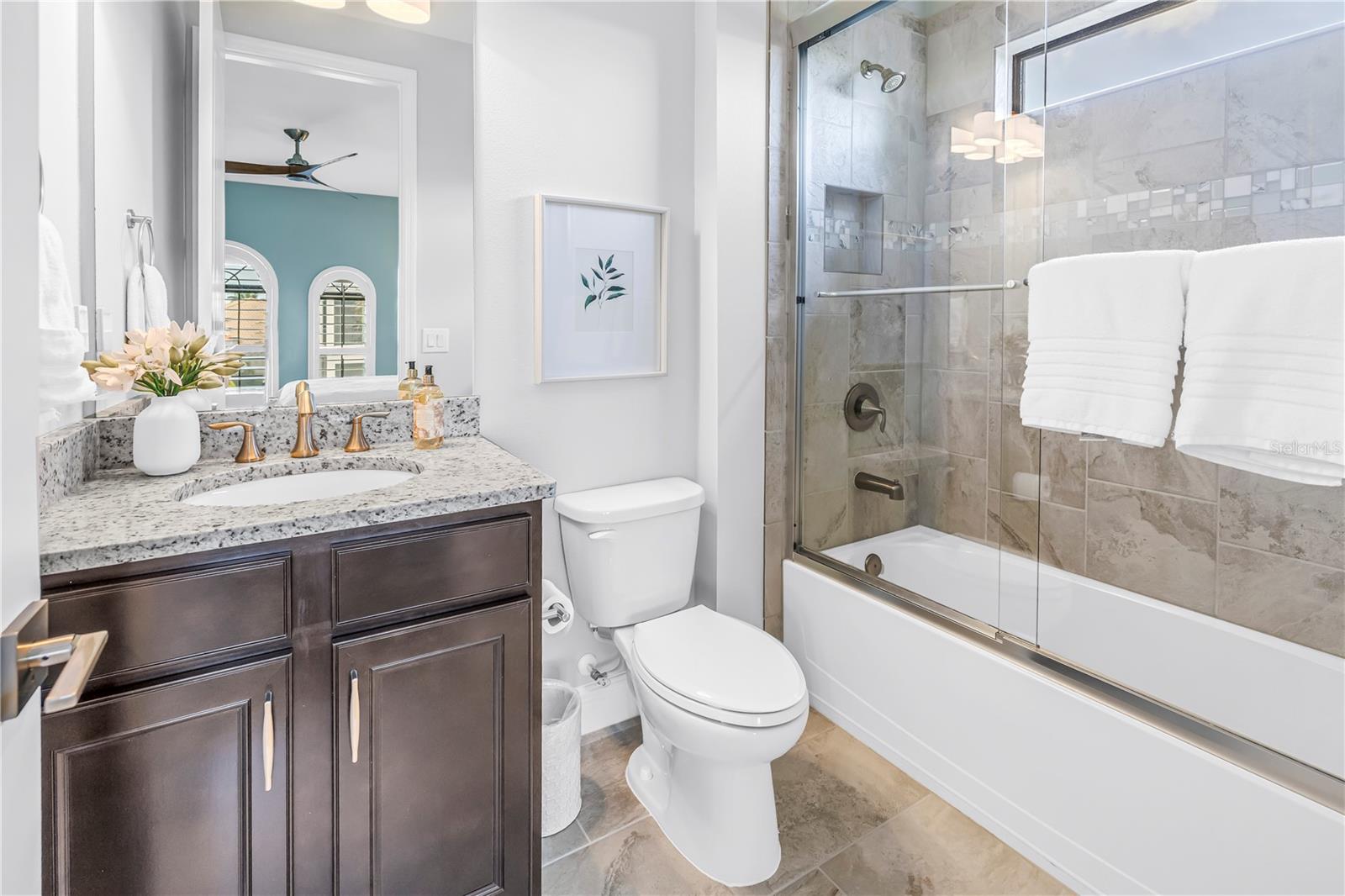 6237 SIGNATURE POINTE LN — photo 53