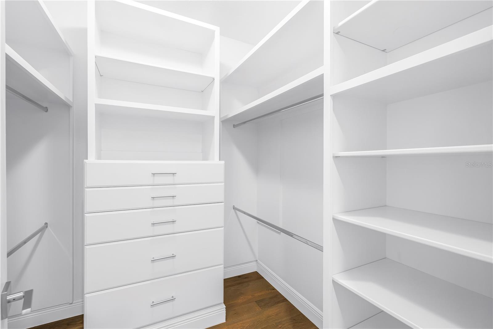 6237 SIGNATURE POINTE LN — photo 42