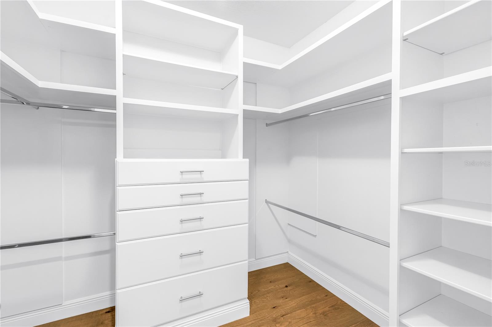 6237 SIGNATURE POINTE LN — photo 41