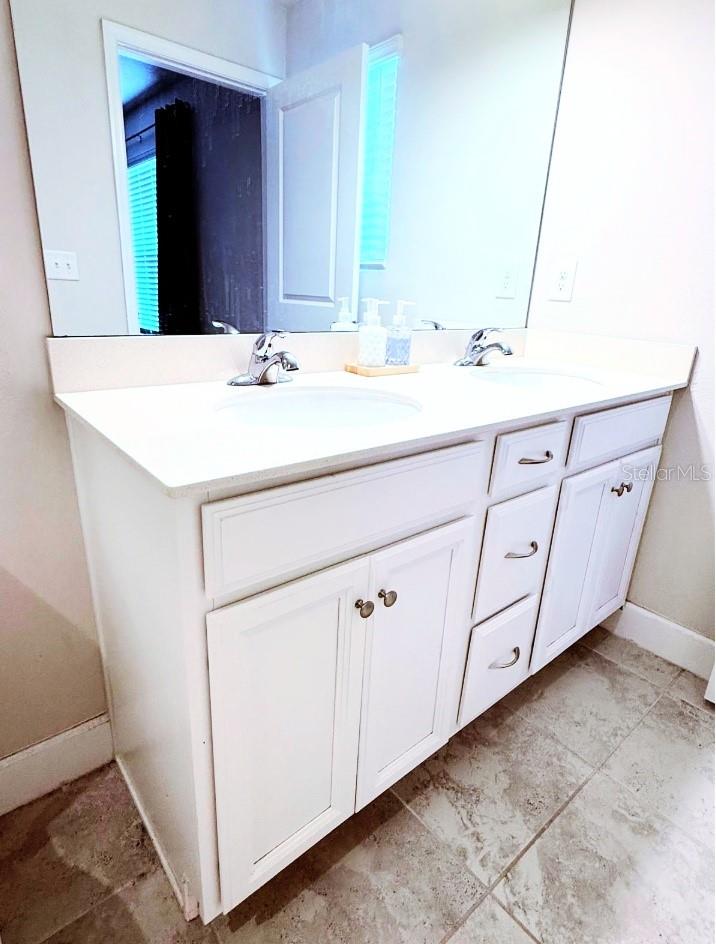 15084 CARAVAN AVE — photo 15