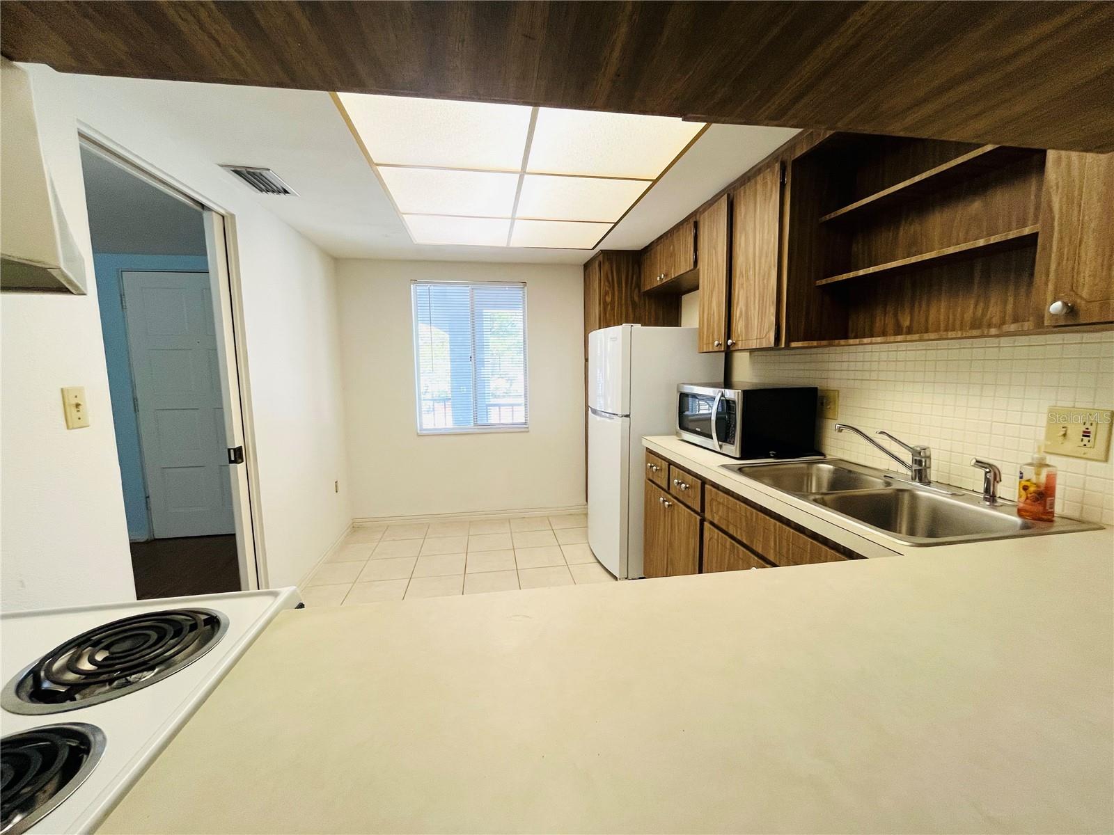 8651 10TH ST N #210 — photo 24