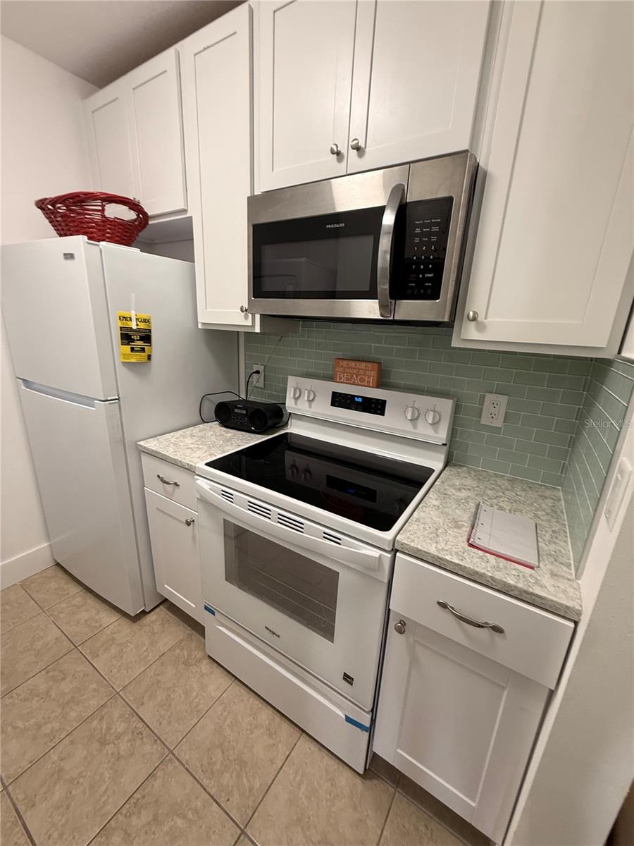 159 MEDALLION BLVD #A — photo 3