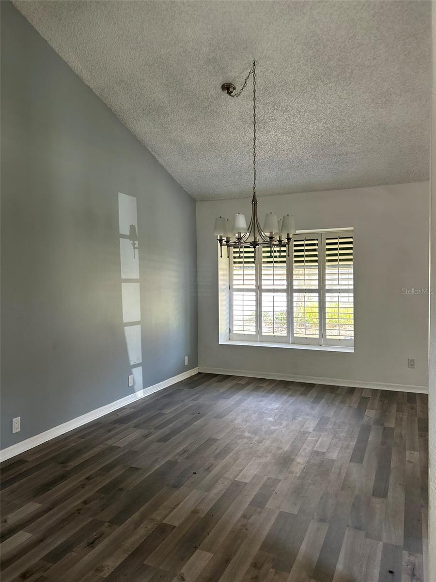 5106 STONEHURST RD — photo 18