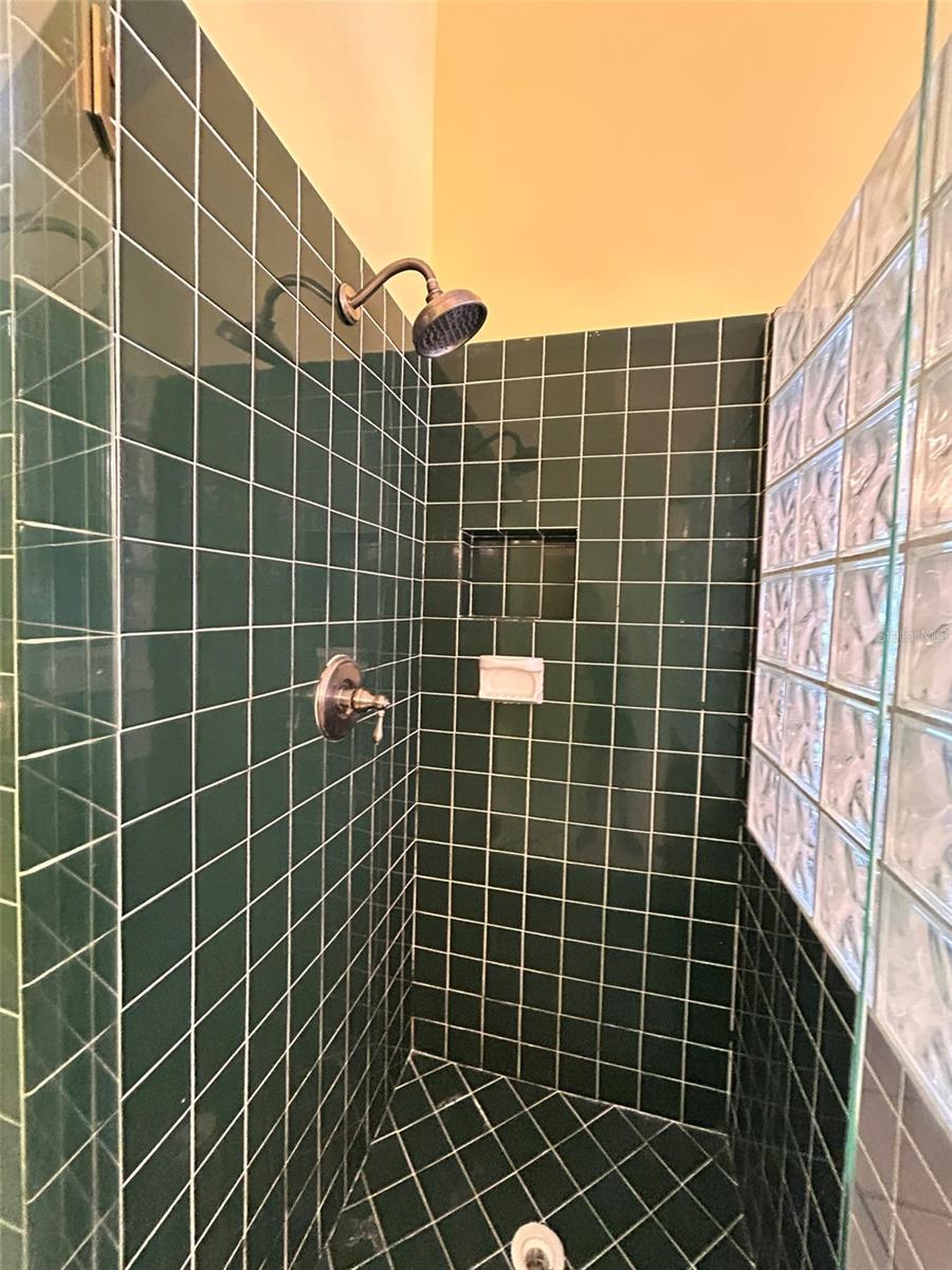 5106 STONEHURST RD — photo 25
