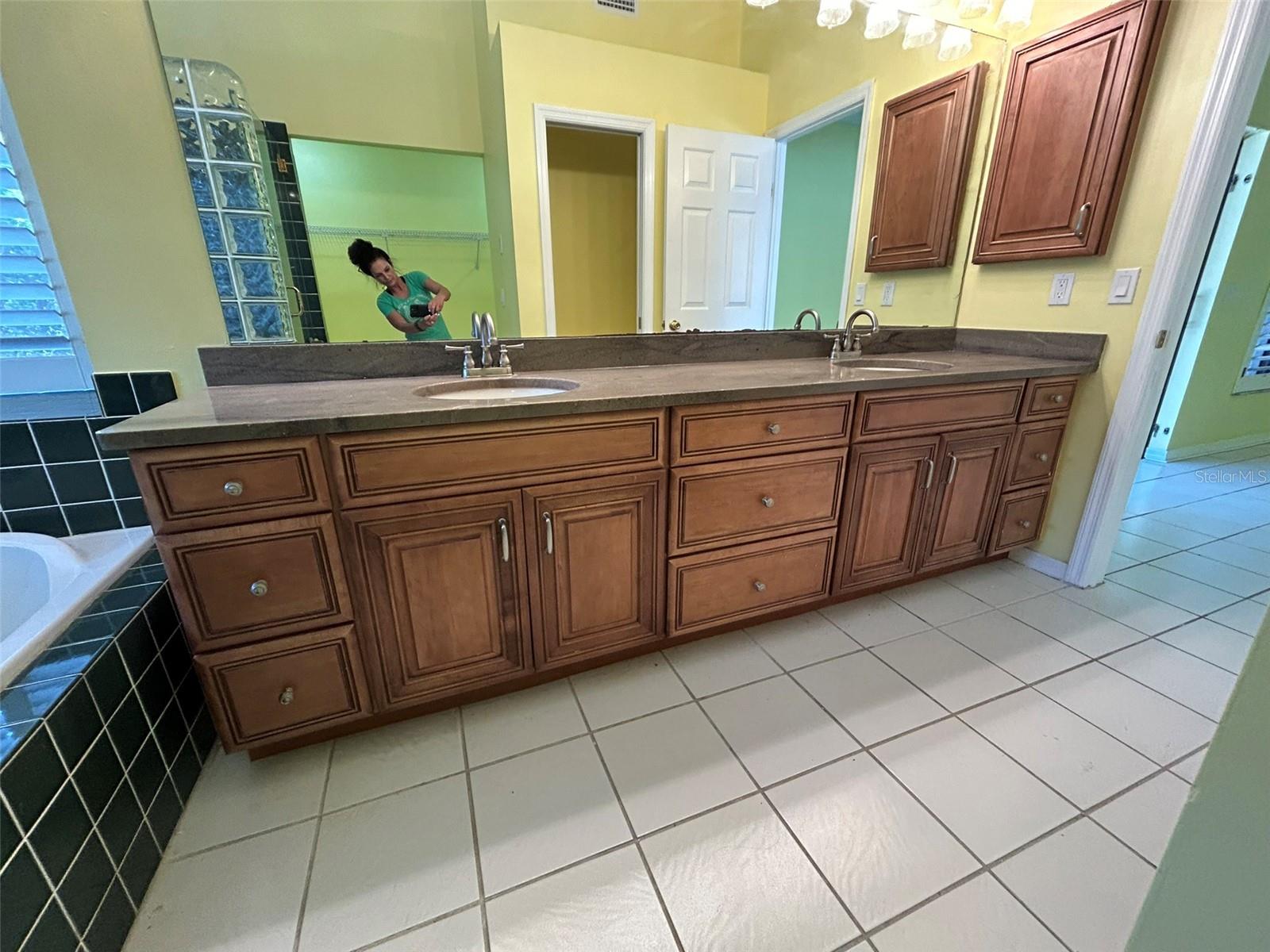 5106 STONEHURST RD — photo 22