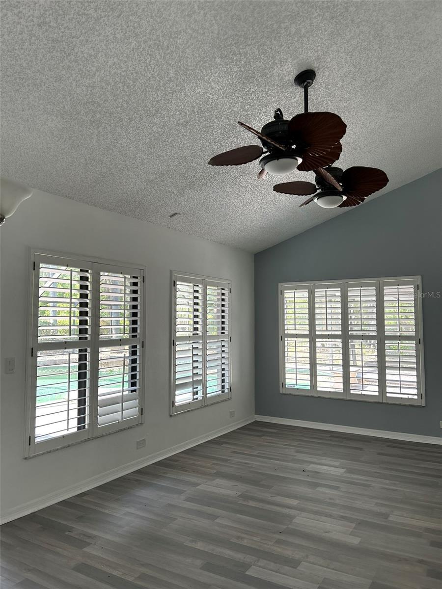 5106 STONEHURST RD — photo 13