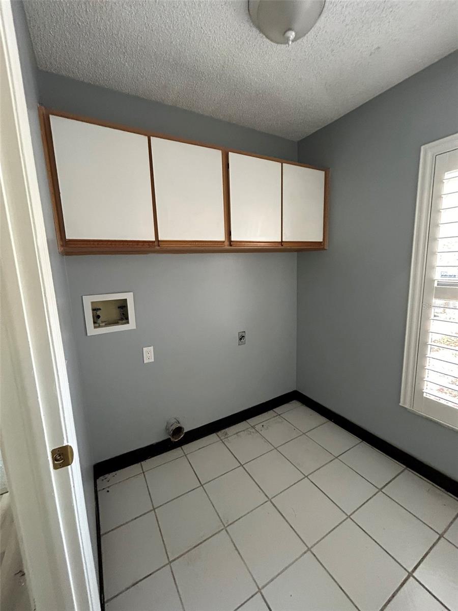 5106 STONEHURST RD — photo 36