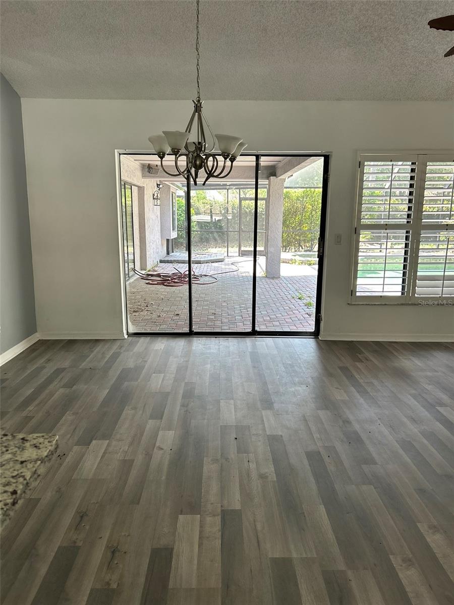 5106 STONEHURST RD — photo 11
