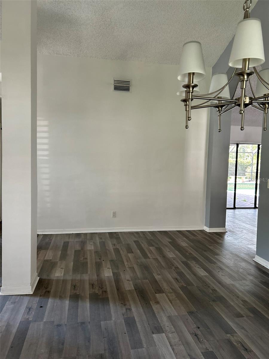 5106 STONEHURST RD — photo 17