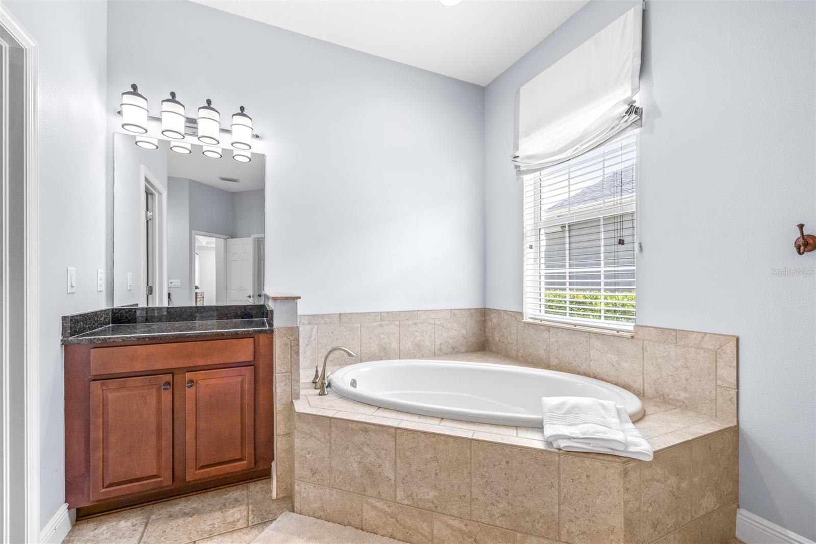 3227 WATERMARK DR — photo 26