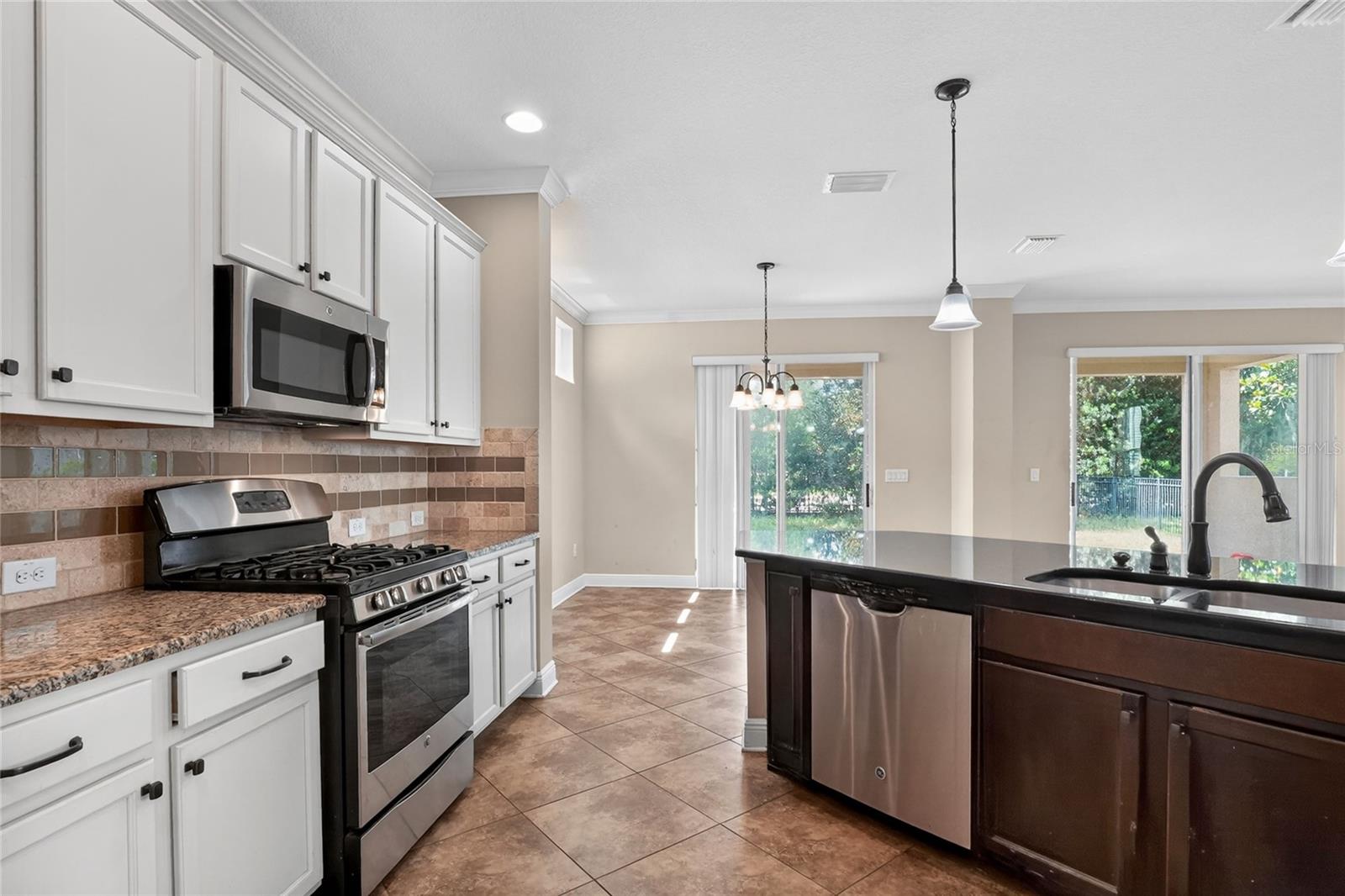 16302 BAYBERRY VIEW DR — photo 26