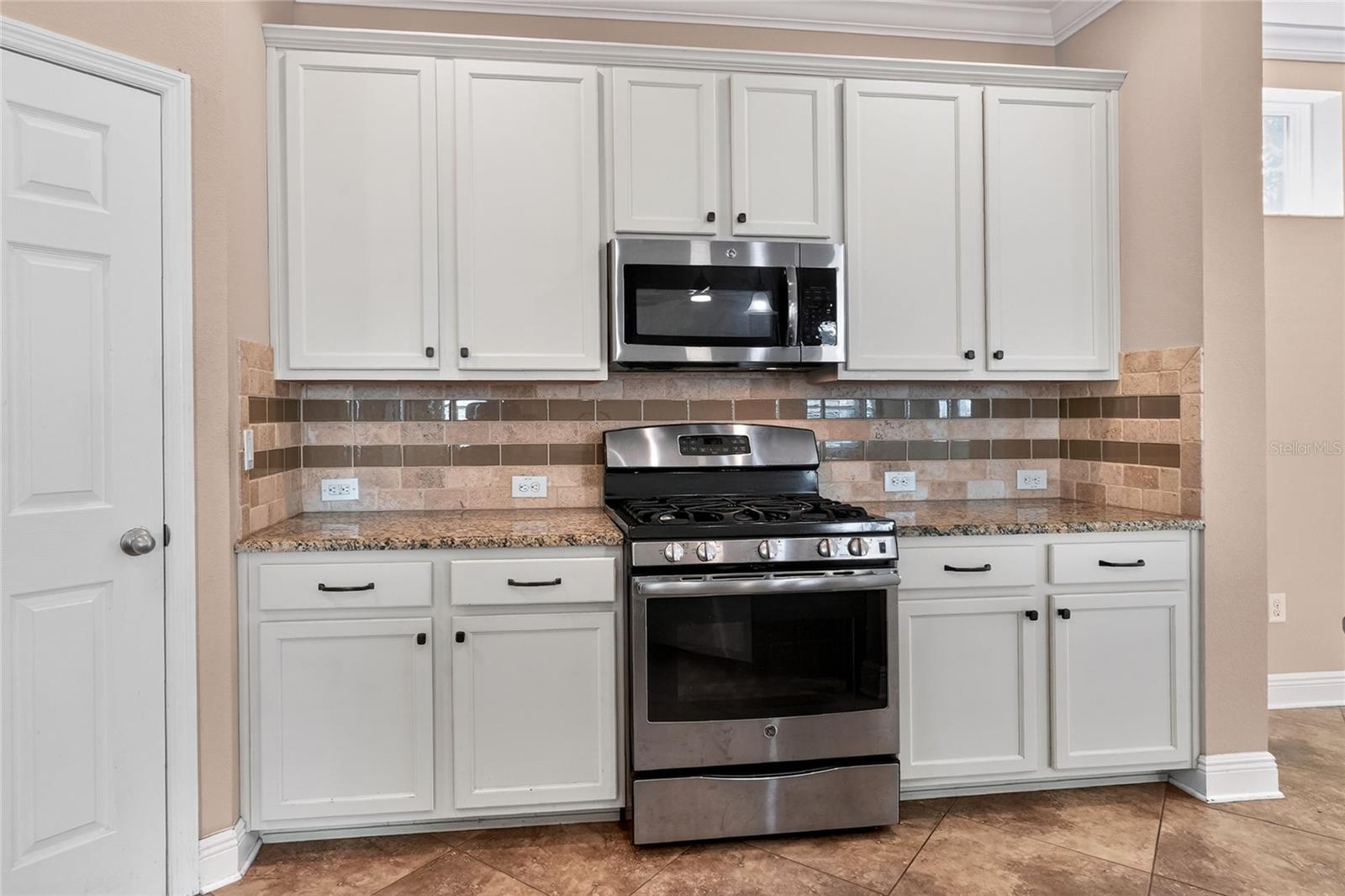 16302 BAYBERRY VIEW DR — photo 25