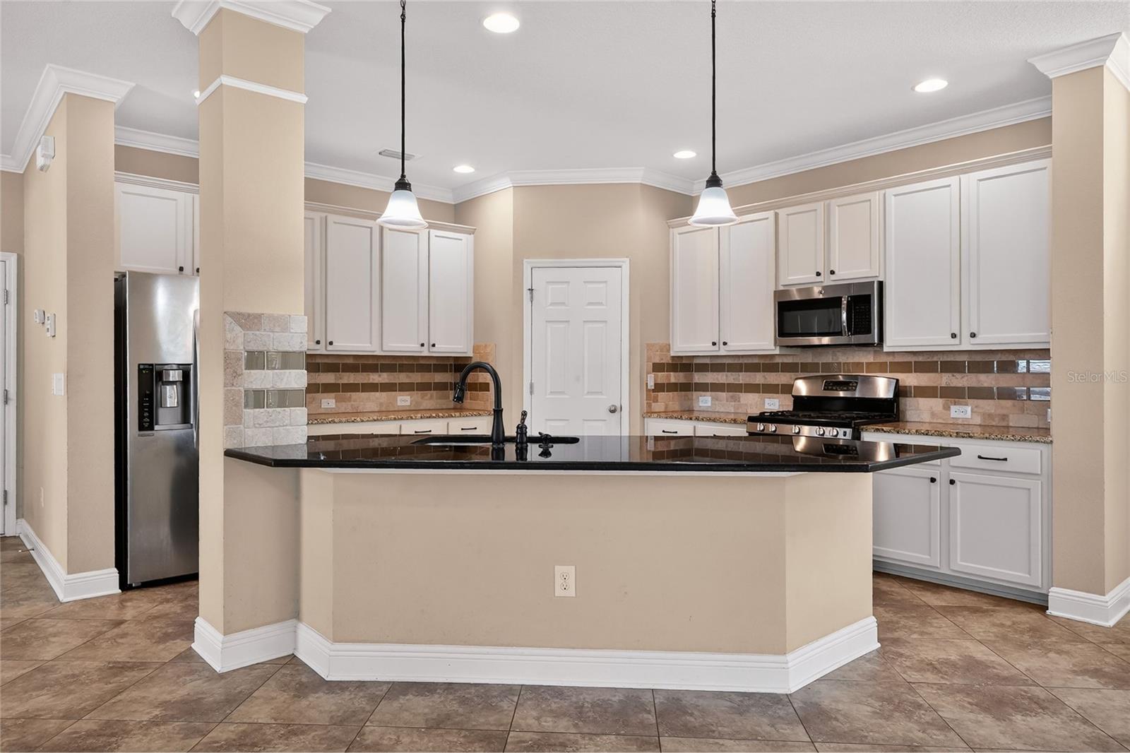 16302 BAYBERRY VIEW DR — photo 23
