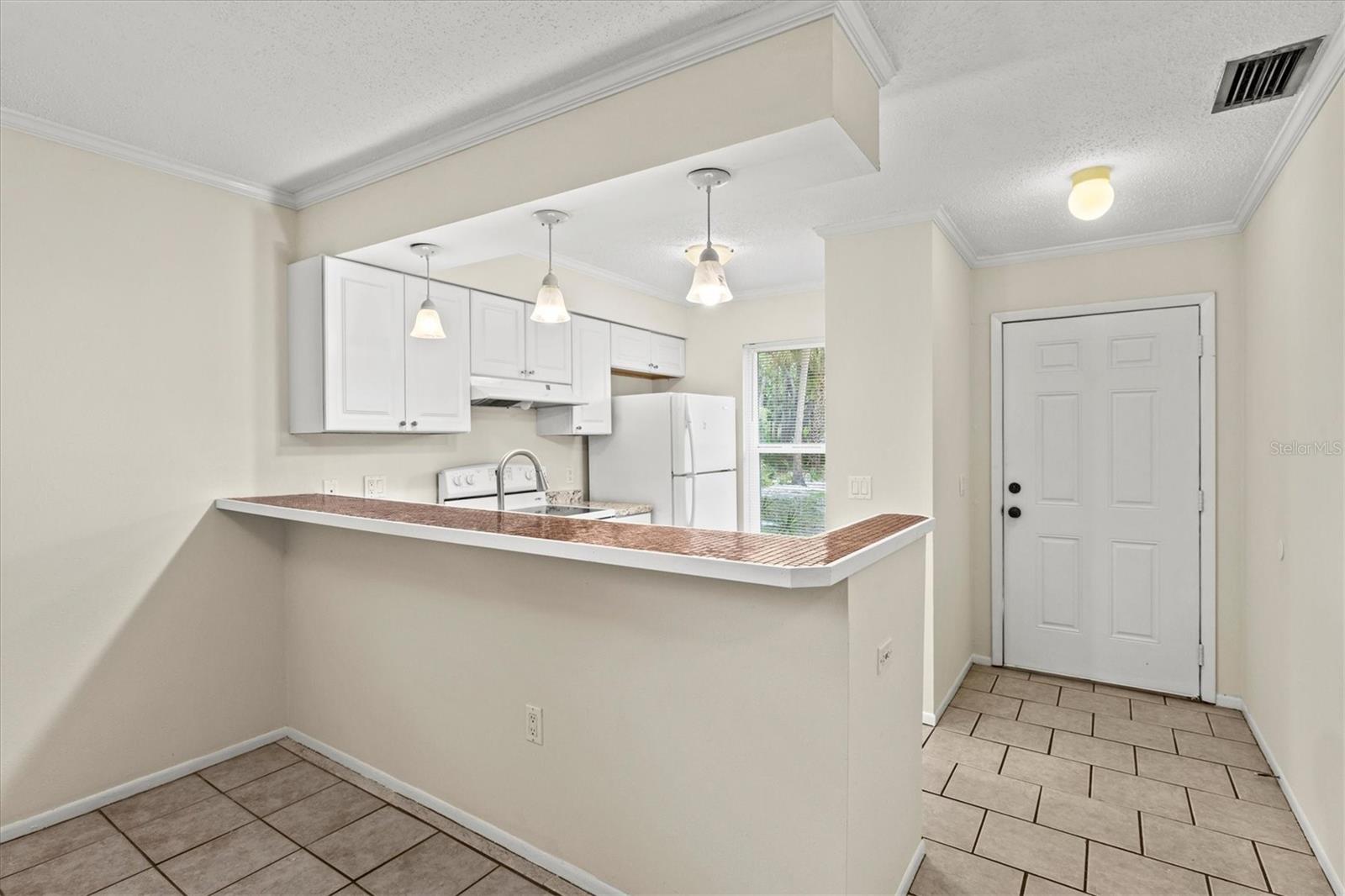 4631 SUMMERWIND DR #16 — photo 2