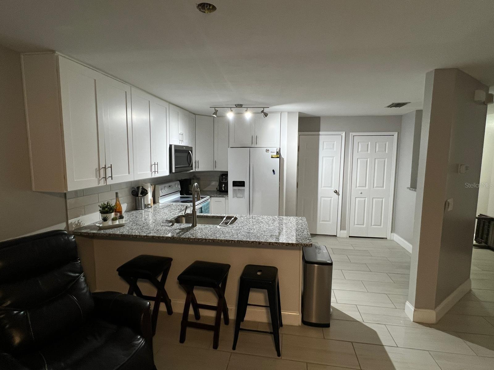 8423 EDGEWATER PLACE BLVD — photo 9