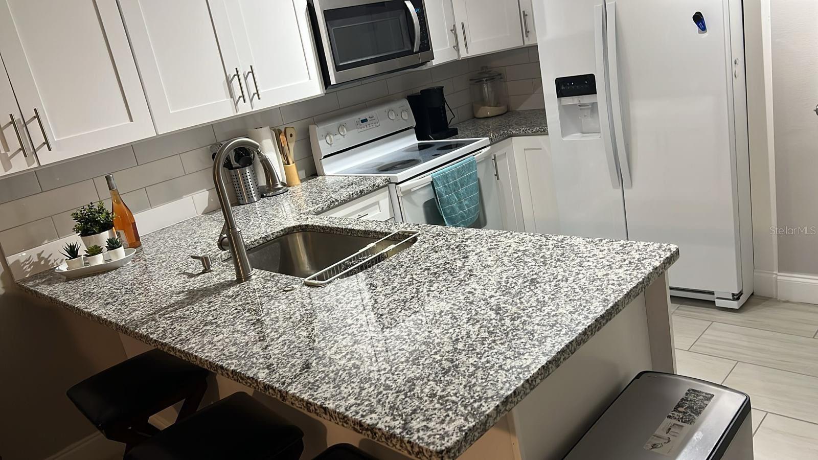 8423 EDGEWATER PLACE BLVD — photo 6