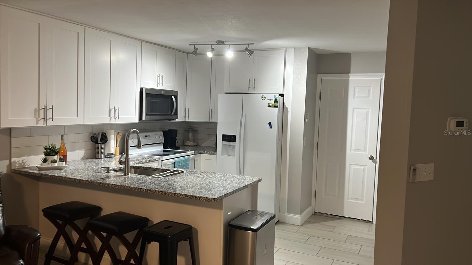 8423 EDGEWATER PLACE BLVD — photo 8
