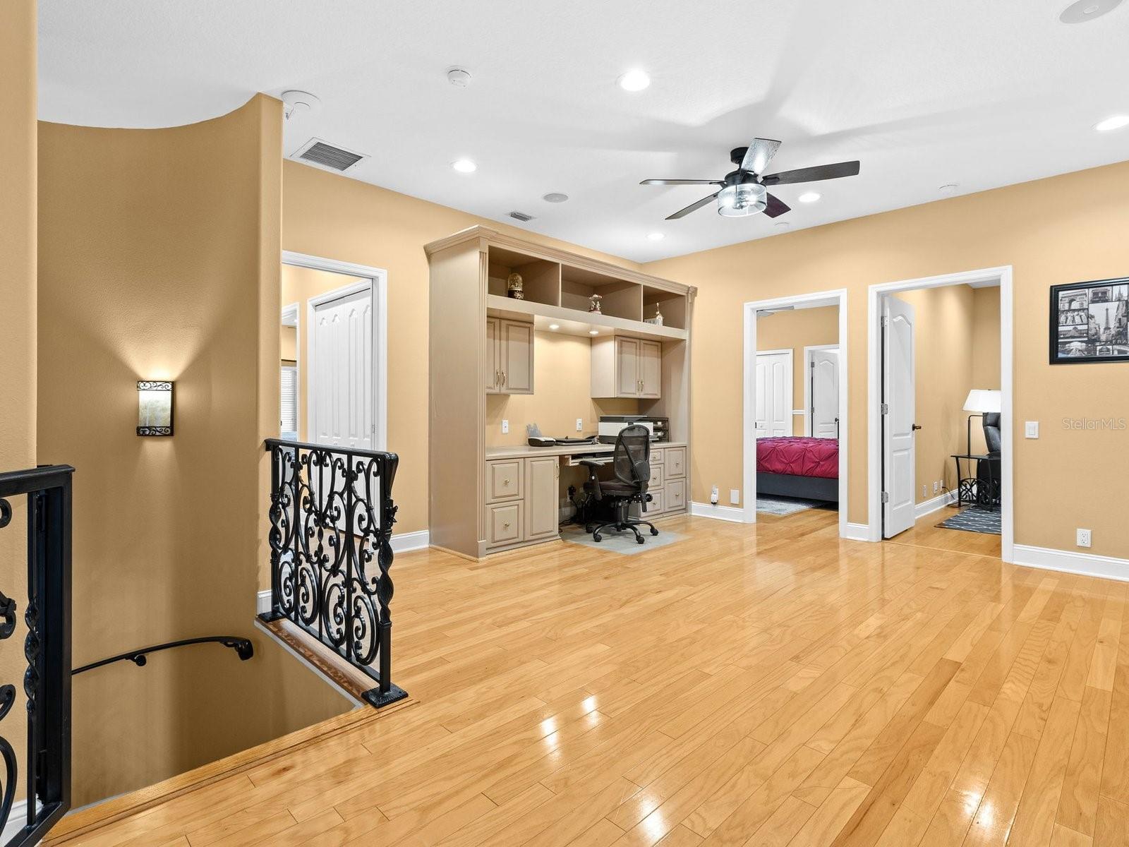 21019 MARSH HAWK DR — photo 35