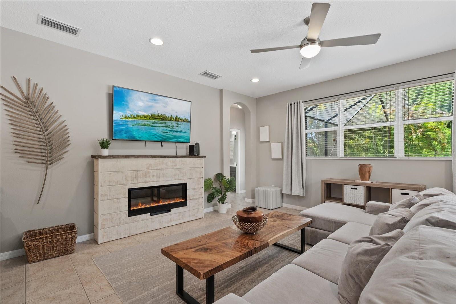 9013 KINGSBURY PL — photo 17