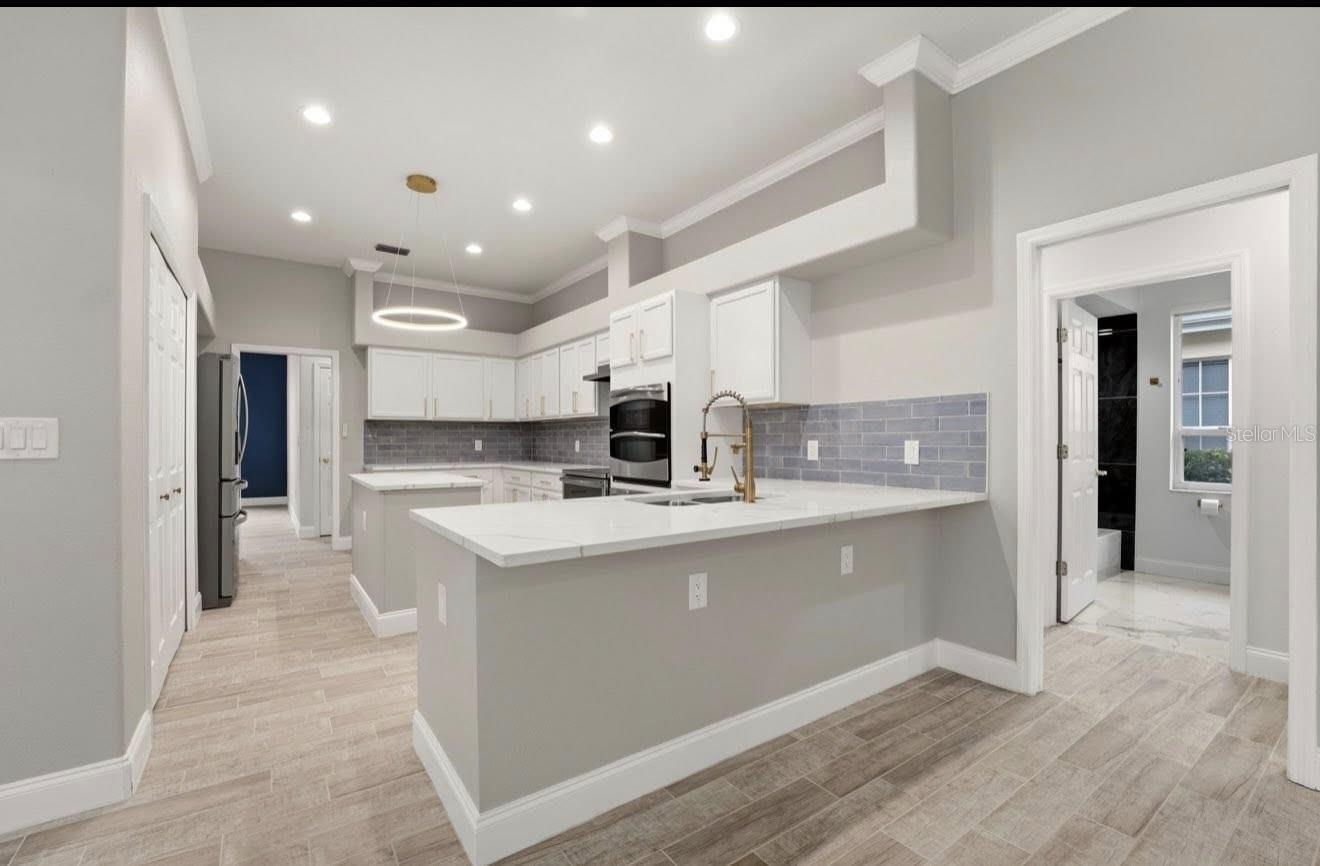507 CHEVAL DR — photo 12