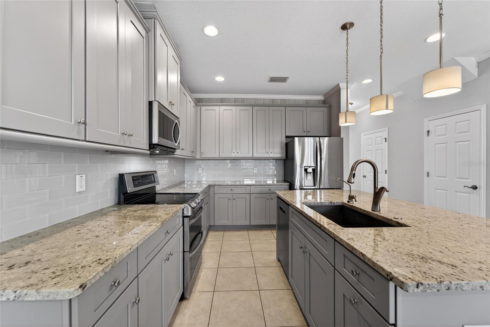 8108 MUDDY PINES PL #8108 — photo 57