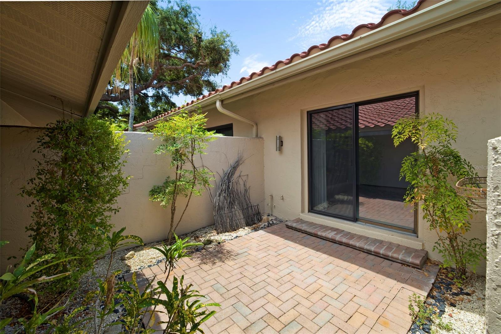 4820 KESTRAL PARK CIR #18 — photo 15