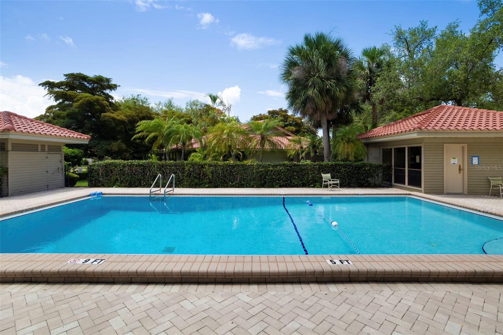 4820 KESTRAL PARK CIR #18 — photo 49