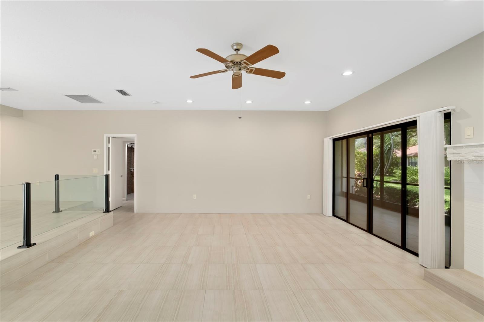 4820 KESTRAL PARK CIR #18 — photo 8