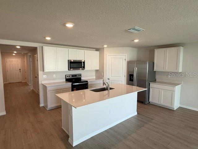 5731 SILVER MOONLIGHT DR — photo 3