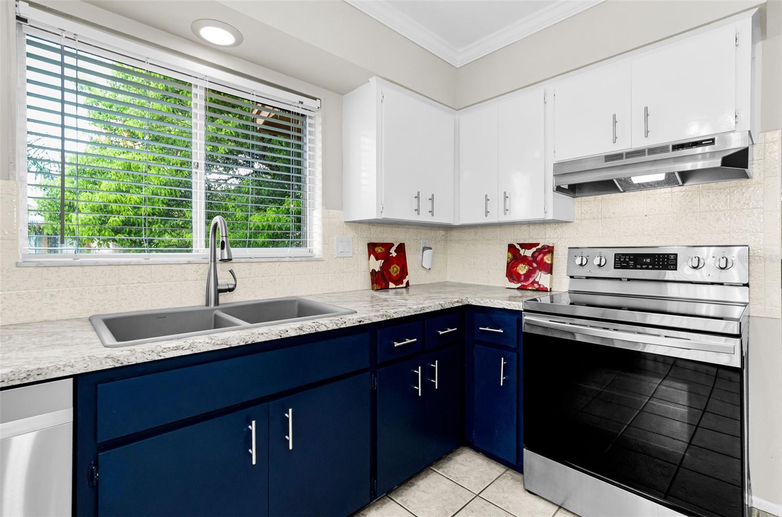 3835 LIGHTHOUSE WAY — photo 9