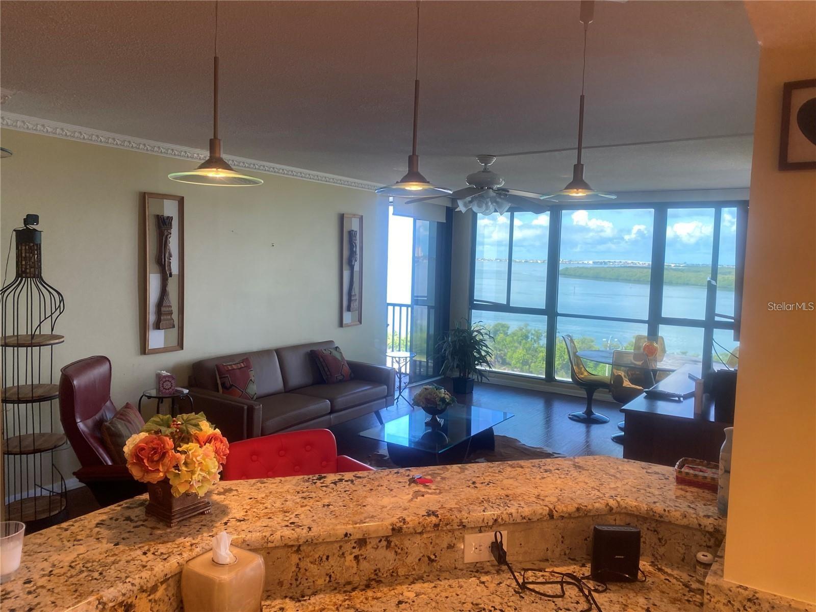 7100 SUNSHINE SKYWAY LN S #906 — photo 3