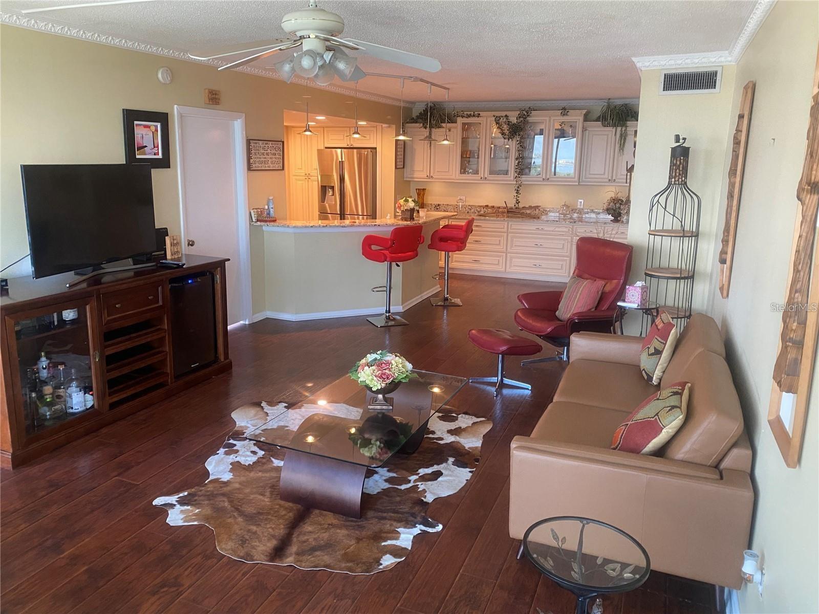 7100 SUNSHINE SKYWAY LN S #906 — photo 9