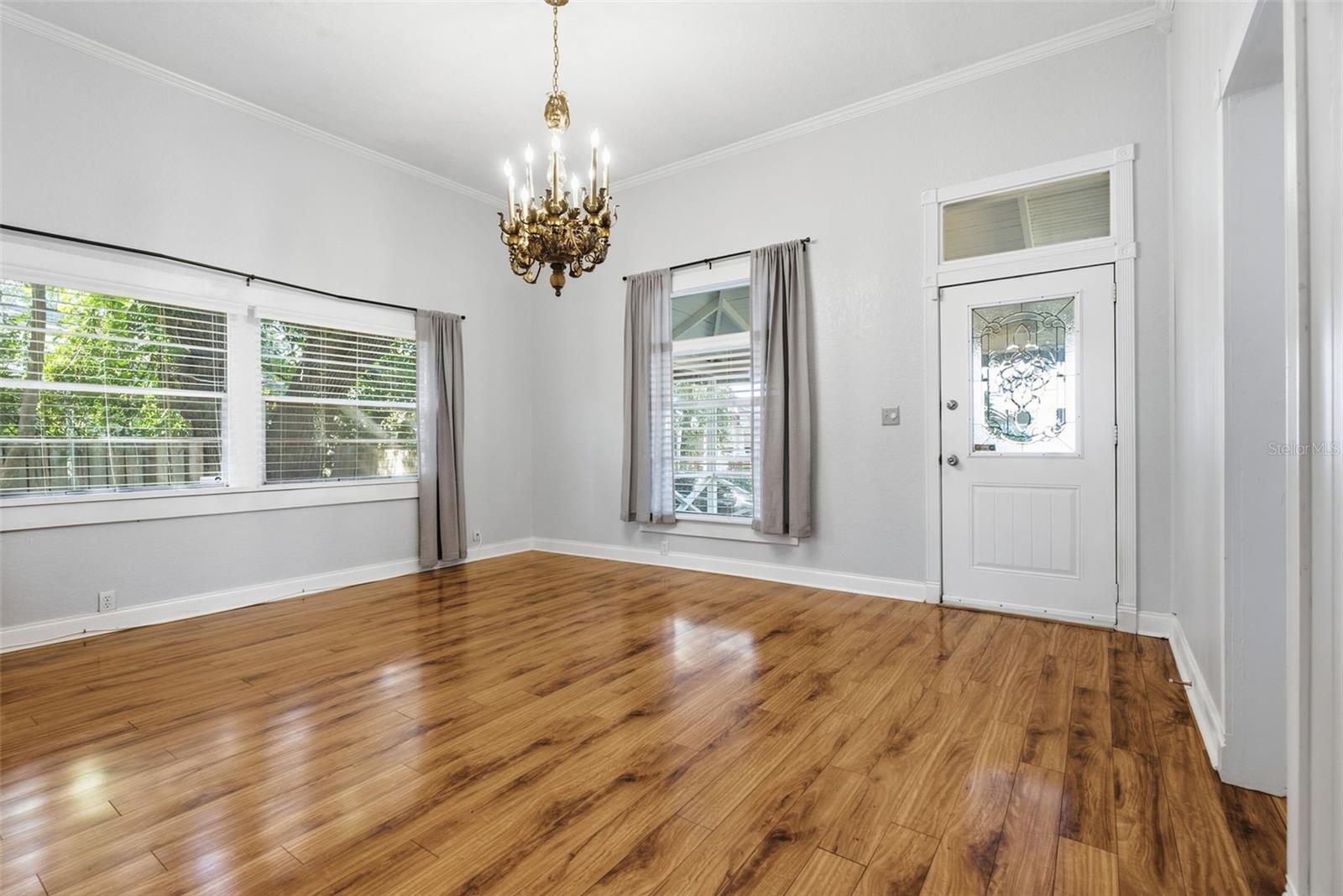 3017 N WOODROW AVE — photo 6