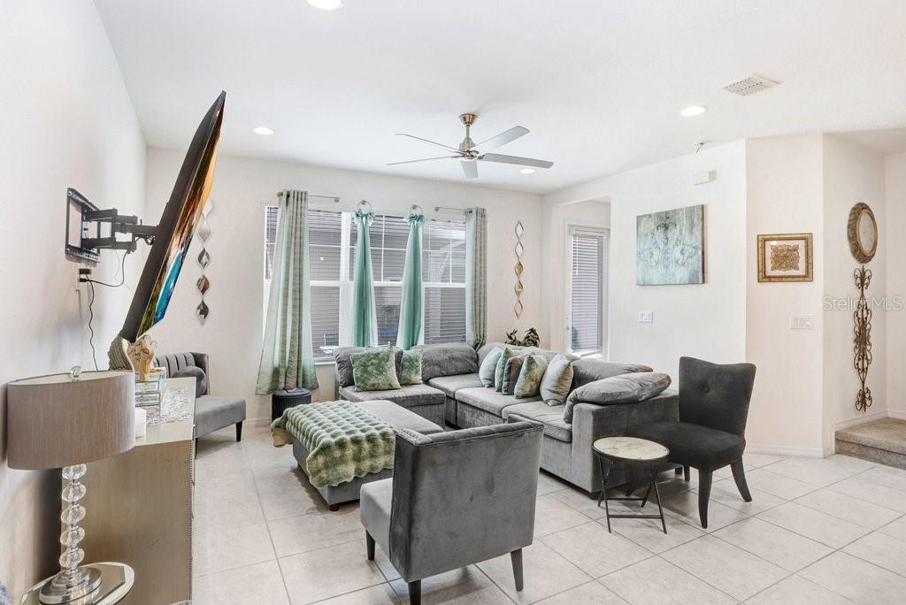 6321 CAMINO DR — photo 3