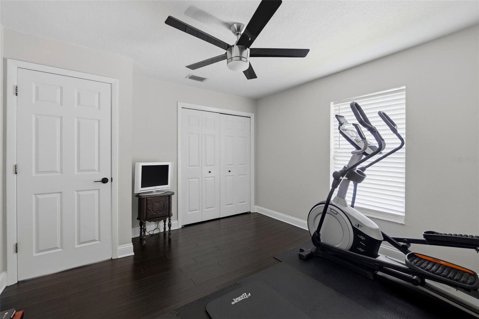 631 DE SOTO DR — photo 43