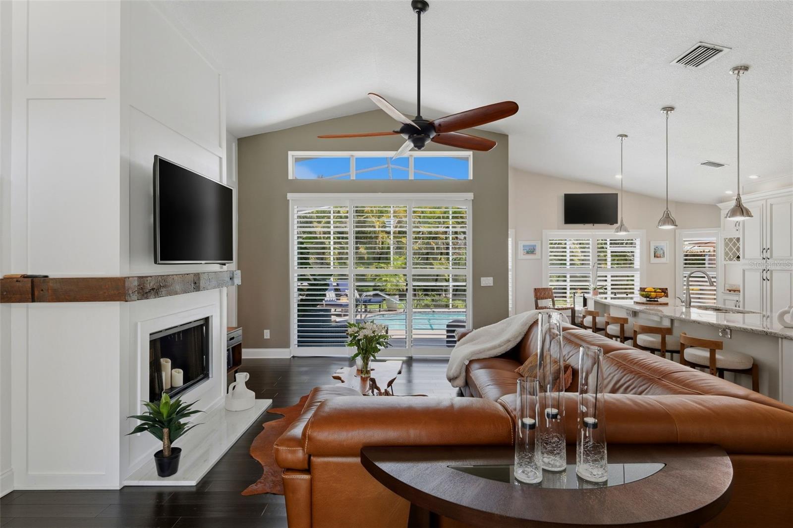 631 DE SOTO DR — photo 14