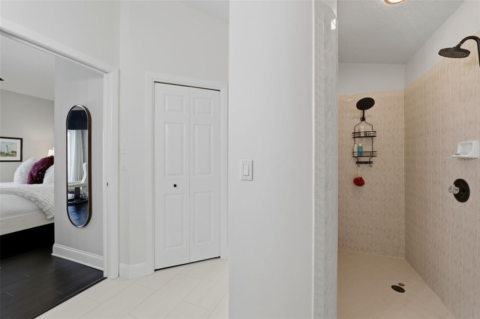 631 DE SOTO DR — photo 32