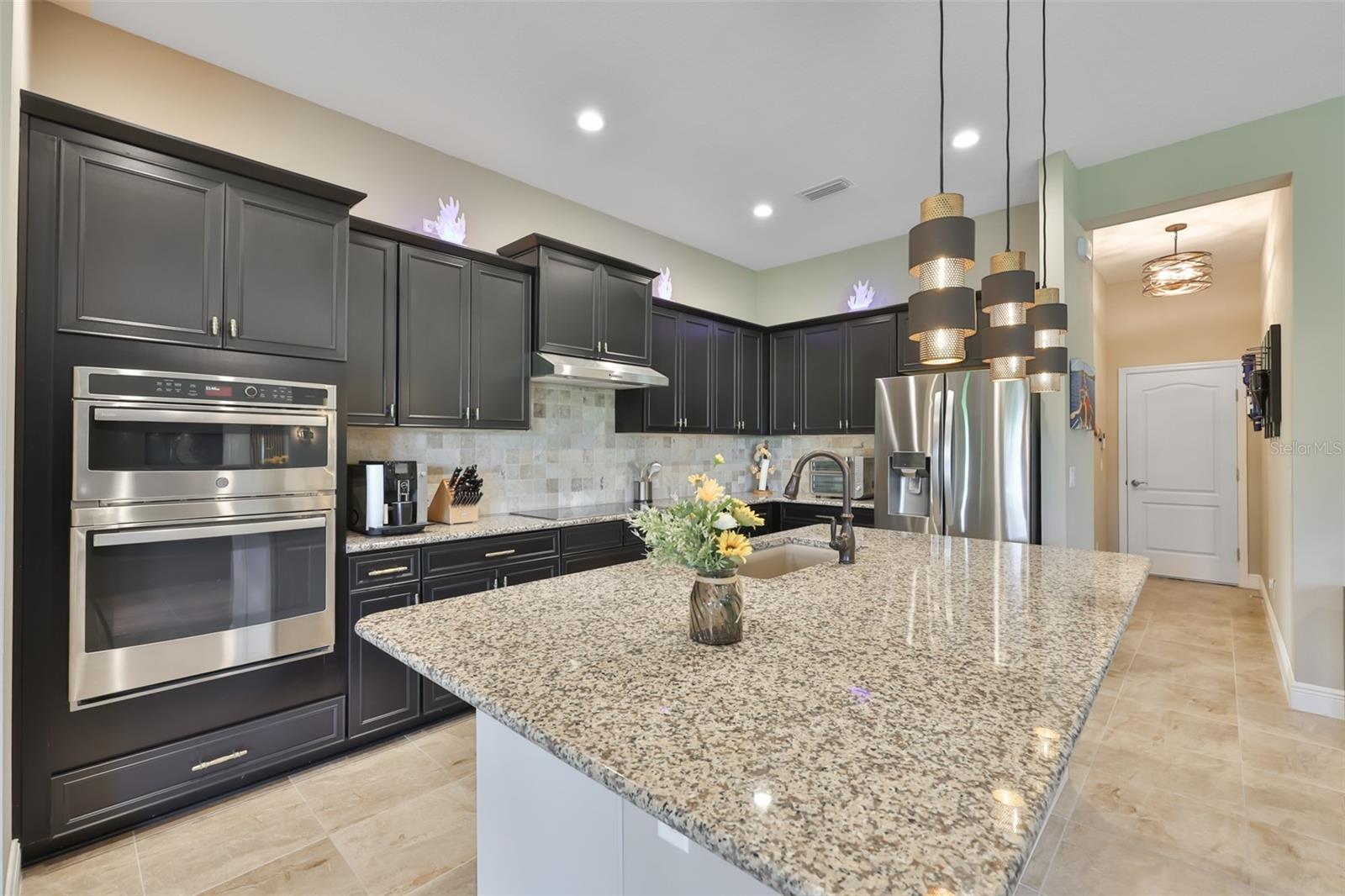 14269 SKIPPING STONE LOOP — photo 9