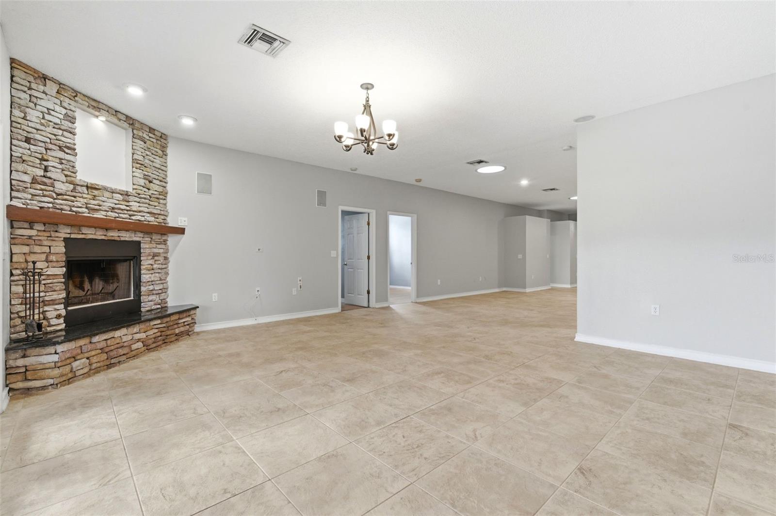 1623 CROSSVINE CT — photo 19