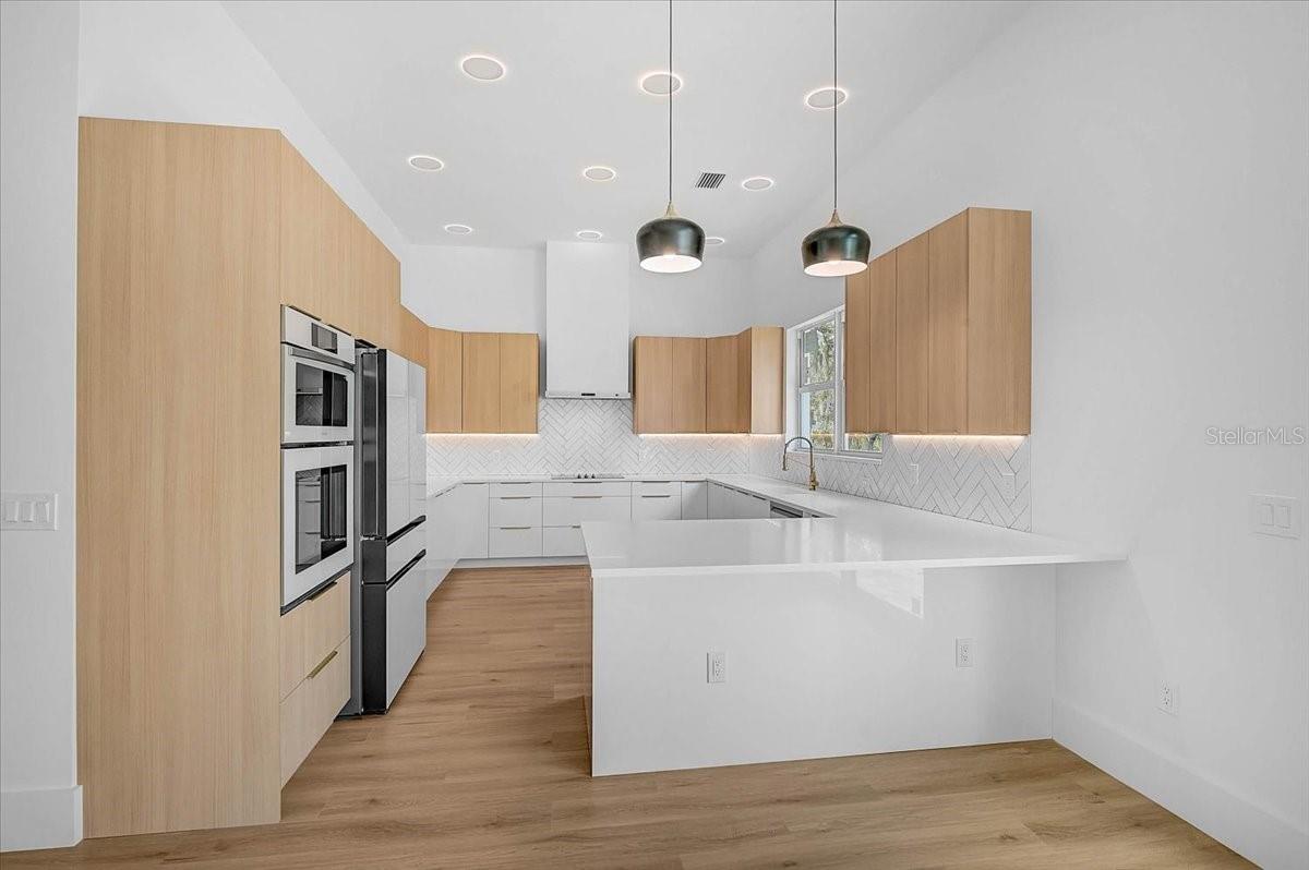4443 WINDSONG AVE — photo 40