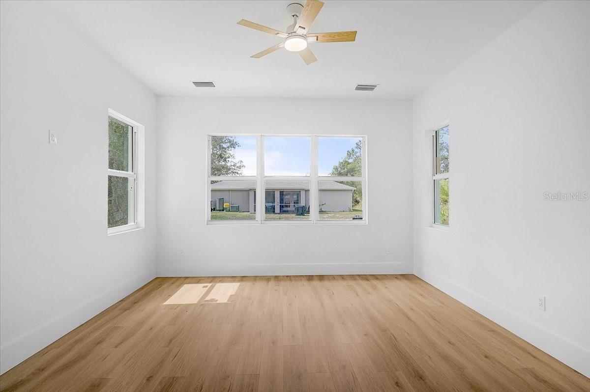 4443 WINDSONG AVE — photo 44