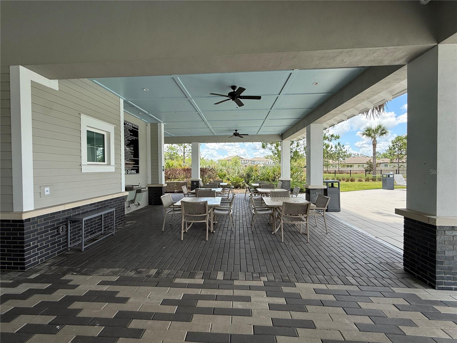 30596 THUNDERBIRD DR — photo 14