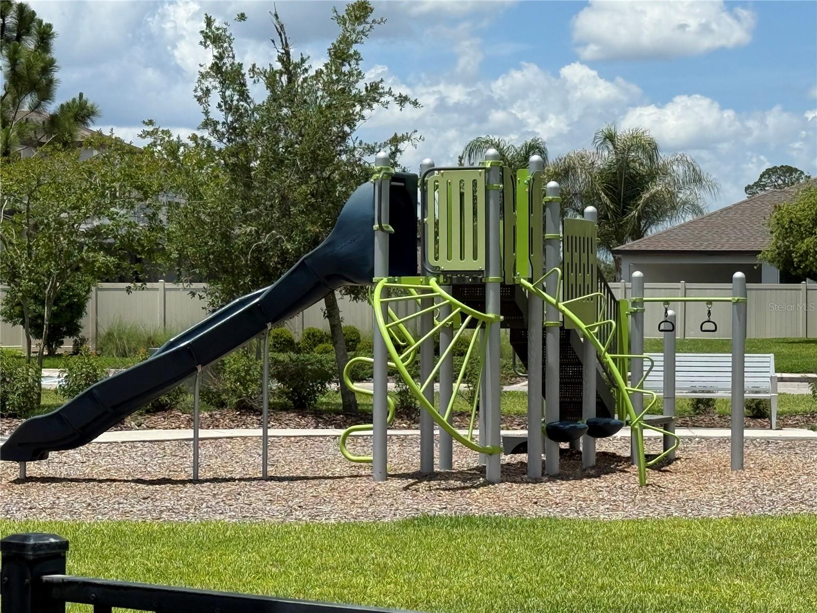 30596 THUNDERBIRD DR — photo 21