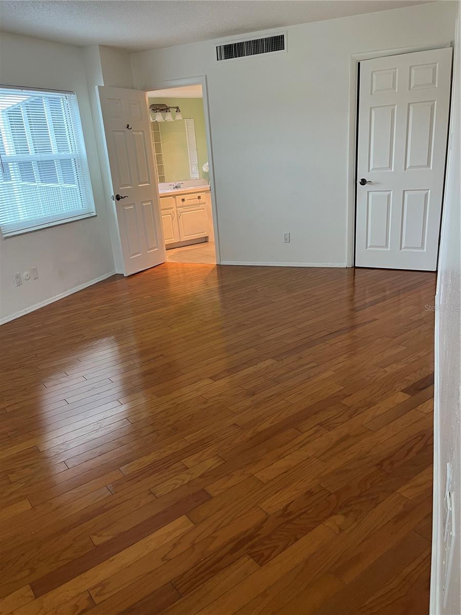 435 S GULFSTREAM AVE #206 — photo 23